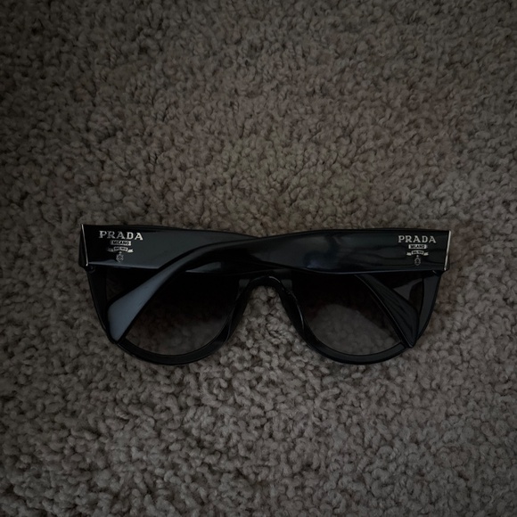 Great Condition Prada SPR 170 1Ab0A7 Cateye Sunglasses - Picture 11 of 12